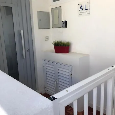 Pe N'areia Gamboa T1 *